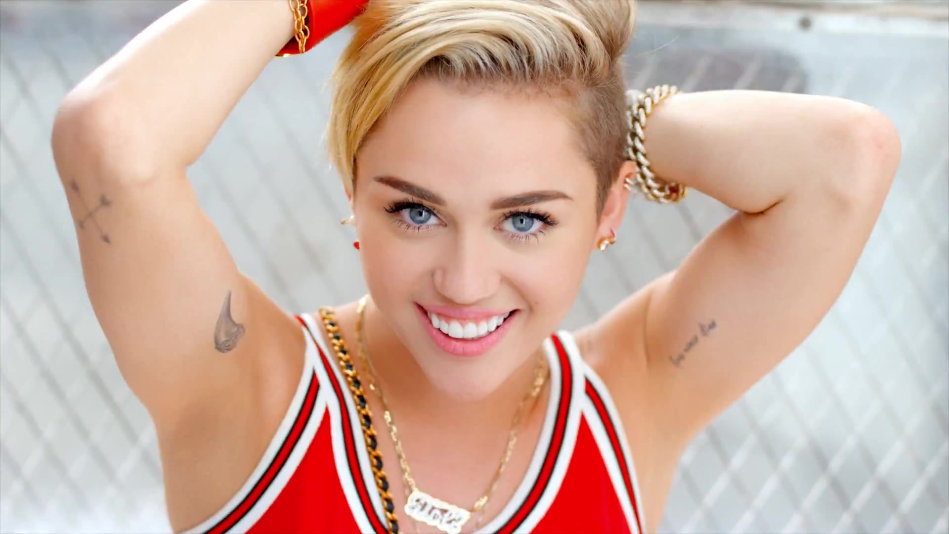 3_miley cyrus