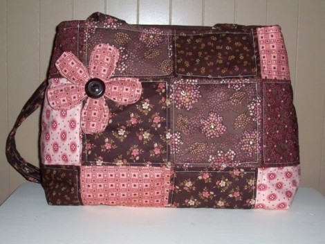 3borsa patchwork con fiori 470x352