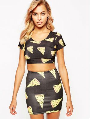 6omighty cropped t shirt with pizza print co ord