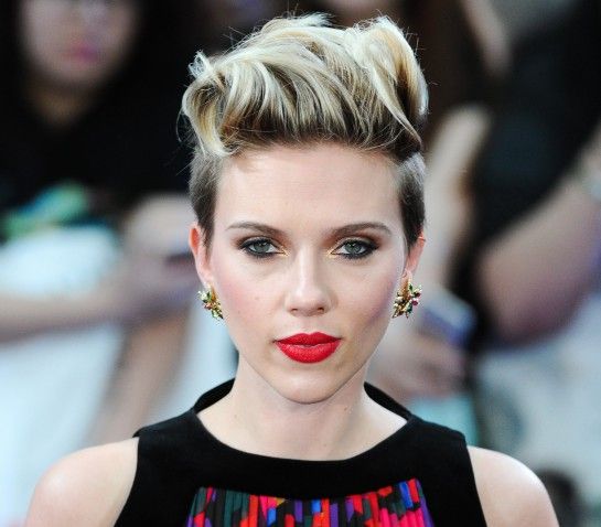 8_undercut di Scarlett Johansson