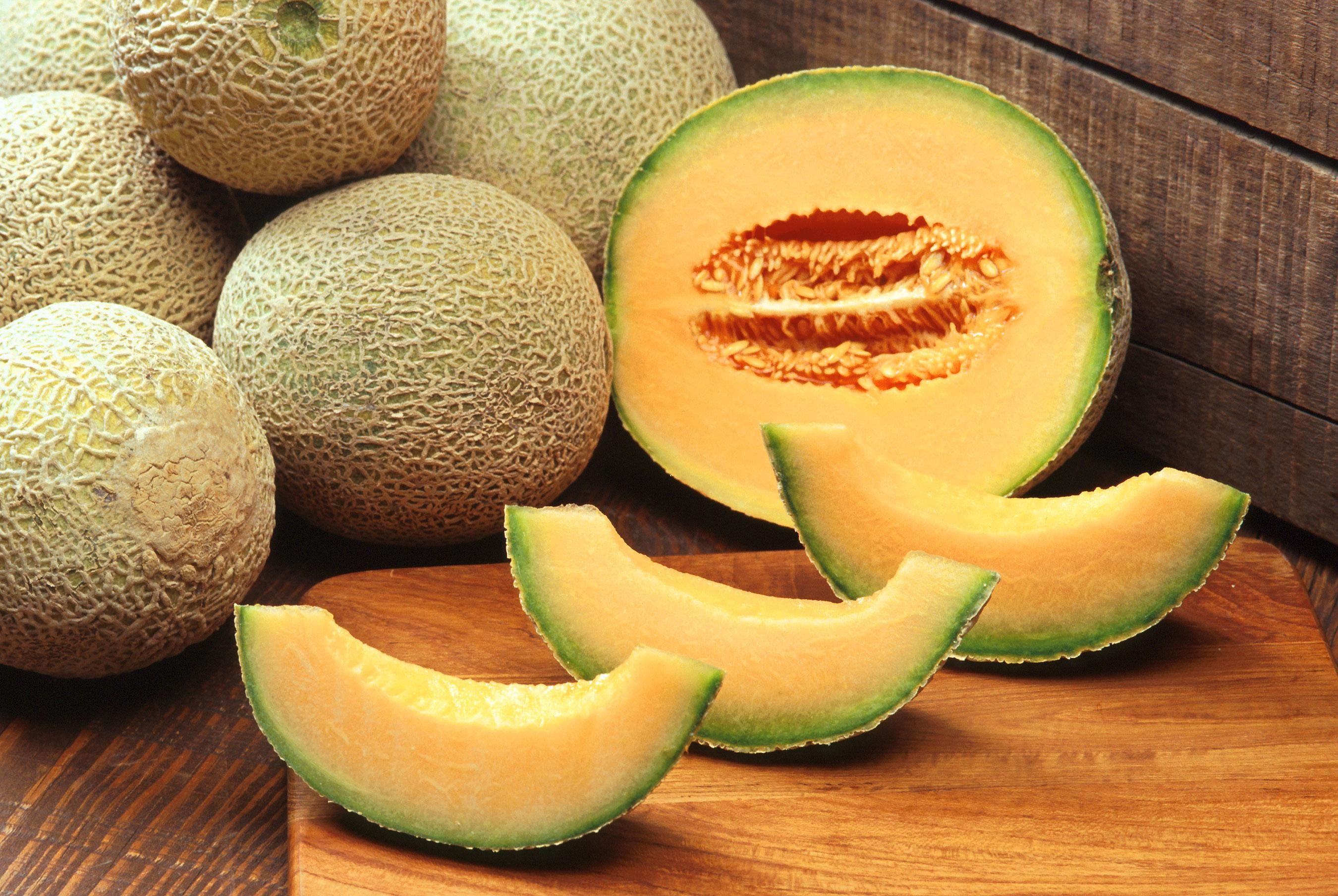 Cantaloupes_muskmelons