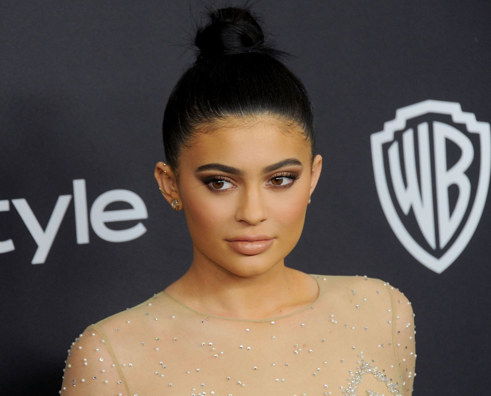 Kylie Jenner_chignon