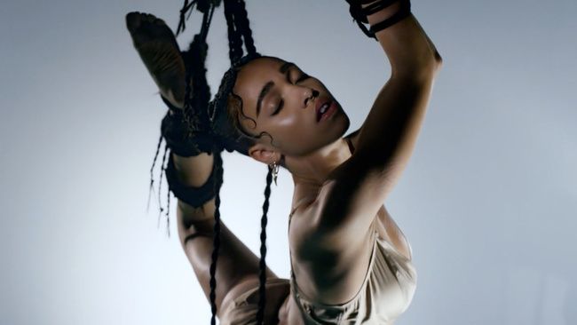 fka twigs pendulum